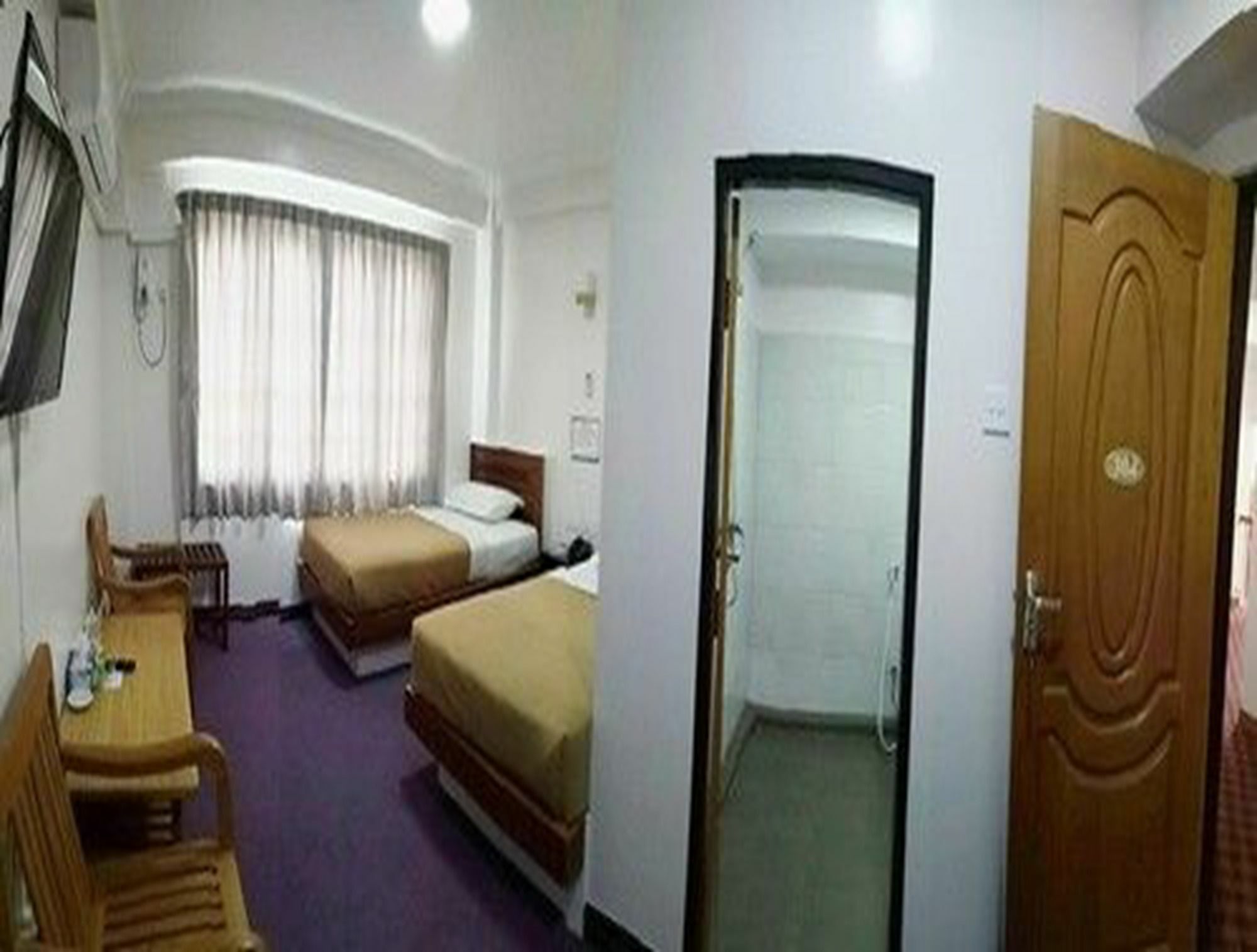 Venus Star Hotel Yangon Exteriör bild