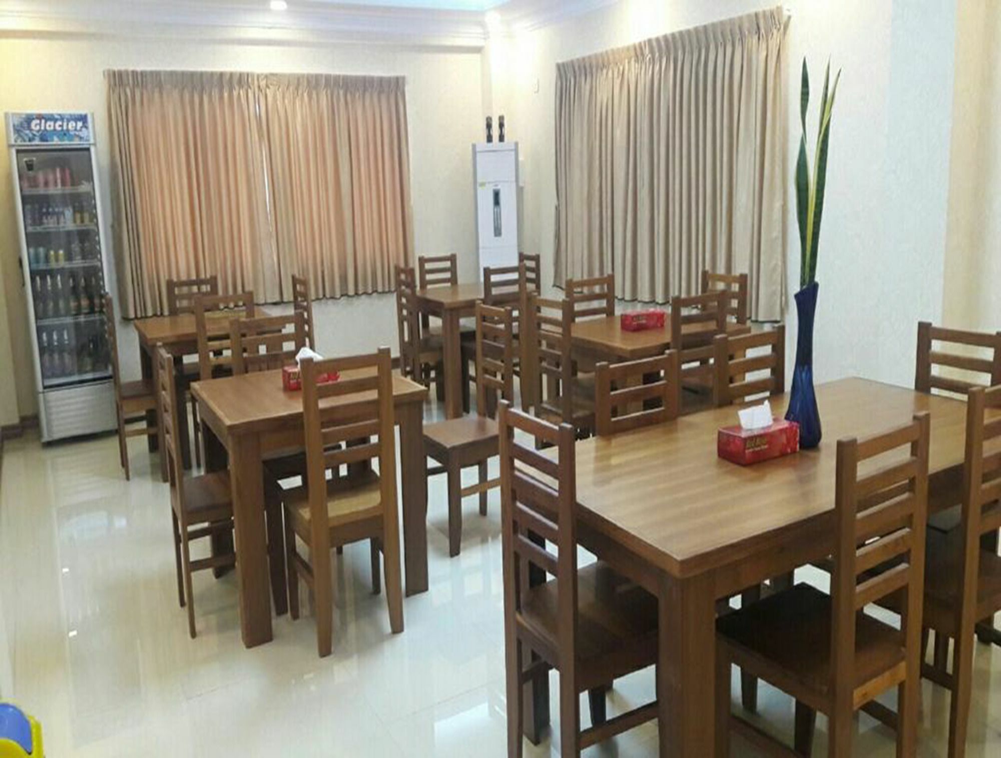 Venus Star Hotel Yangon Exteriör bild