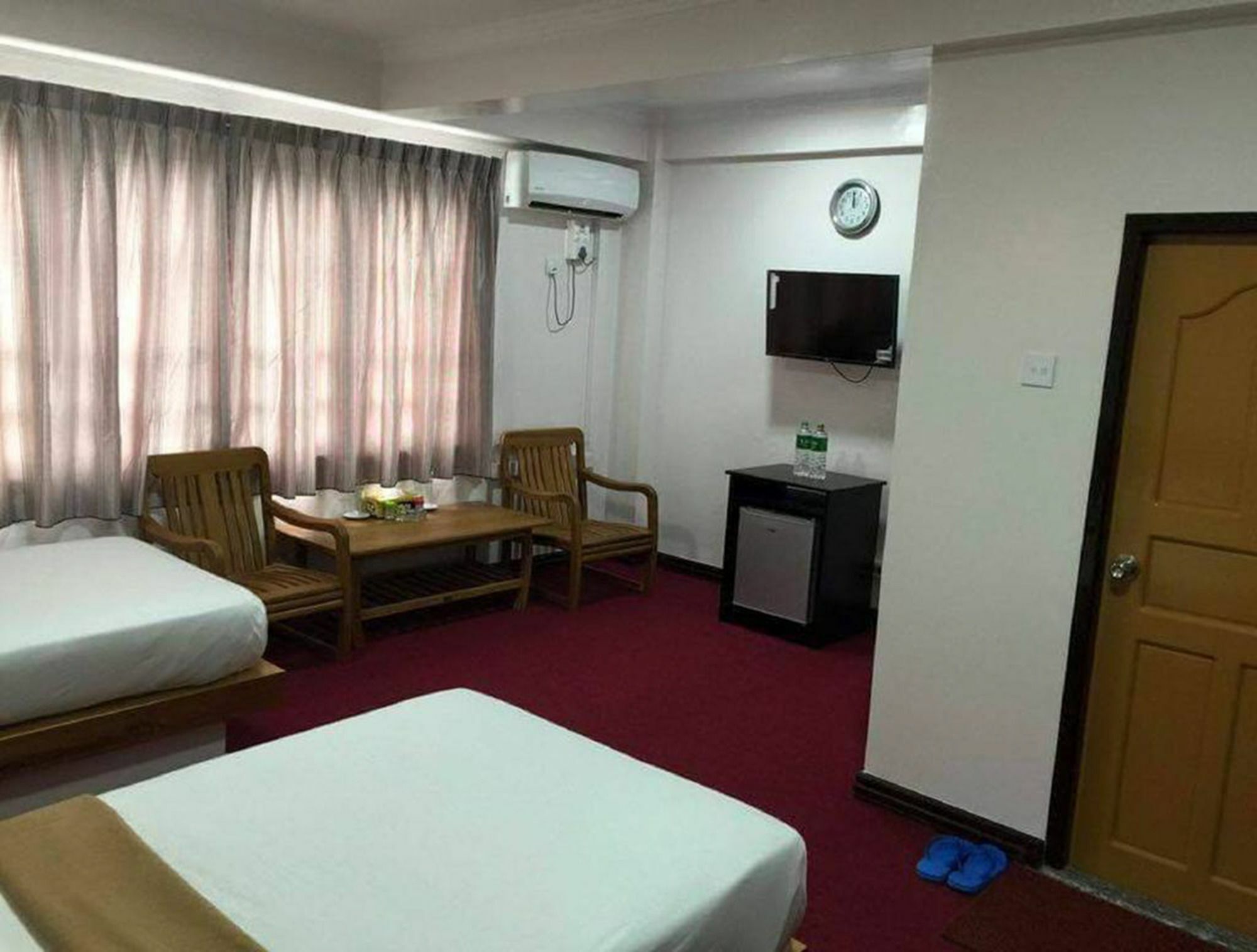 Venus Star Hotel Yangon Exteriör bild