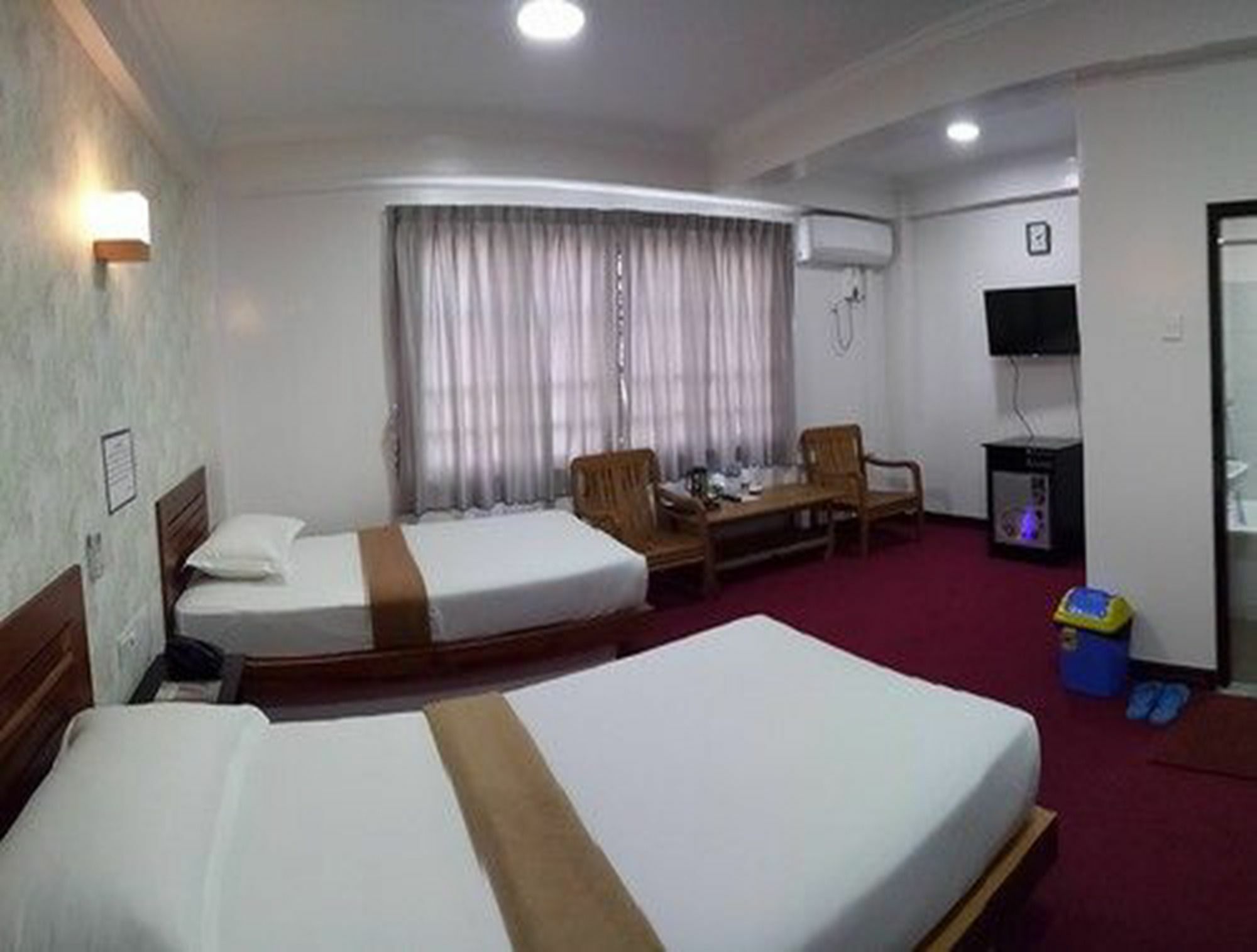 Venus Star Hotel Yangon Exteriör bild